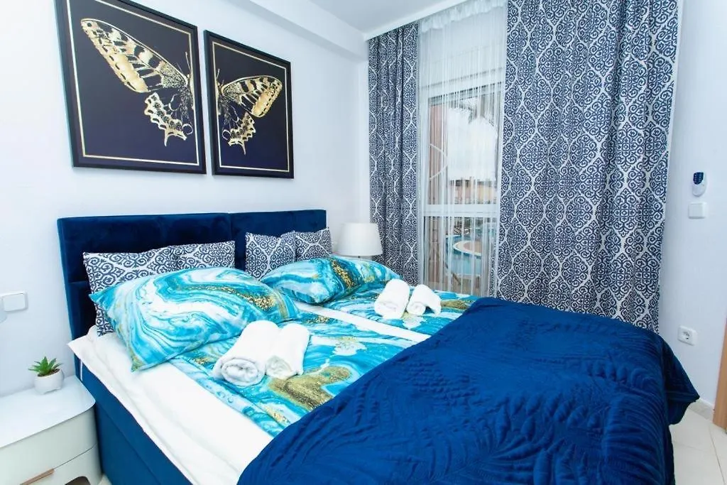 Vip Blue Laguna Beach Vera Playa 0*,